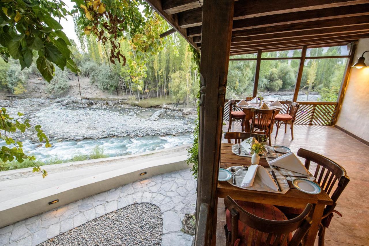 Serena Shigar Fort Exteriör bild