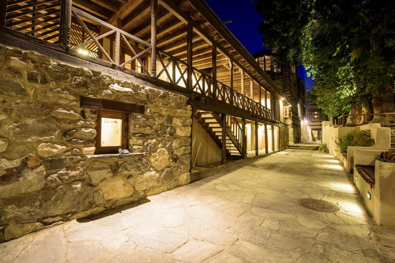 Serena Shigar Fort Exteriör bild