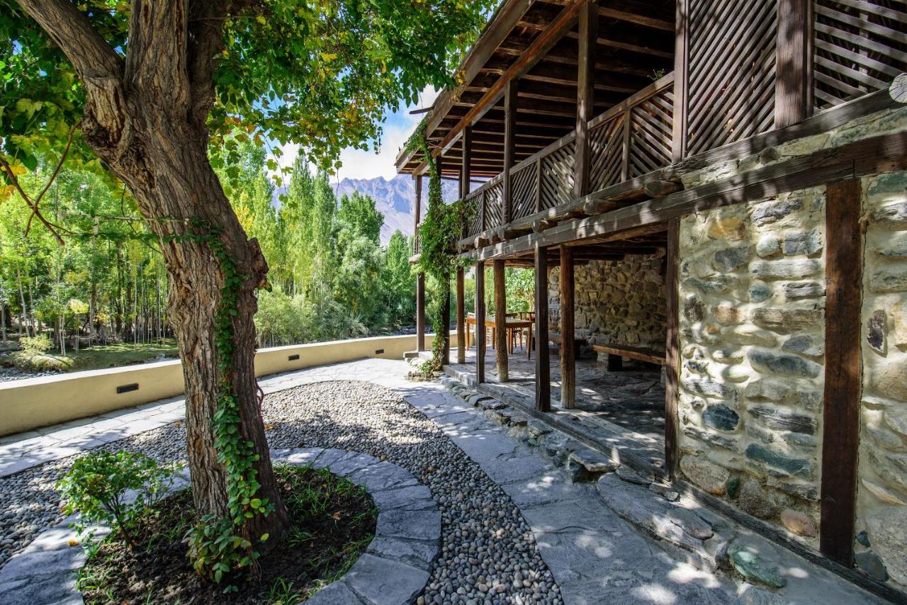 Serena Shigar Fort Exteriör bild